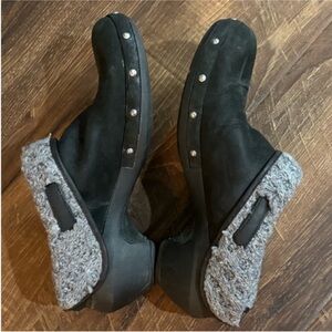 Black and Gray Women's Shoes
